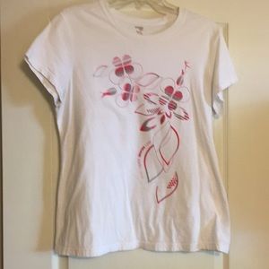 Woman’s tee